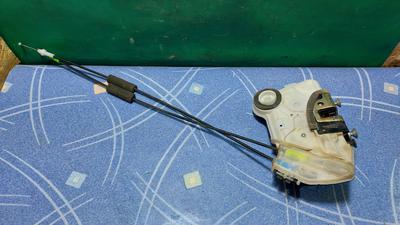 Замок двери передней правой G8 TOYOTA Hilux 69030-02600