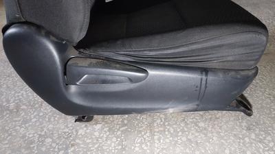 Сиденье переднее правое G8 TOYOTA Hilux 71551-0K270