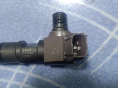 Форсунка топливная 1GD-FTV G8 TOYOTA Hilux 23670-11010