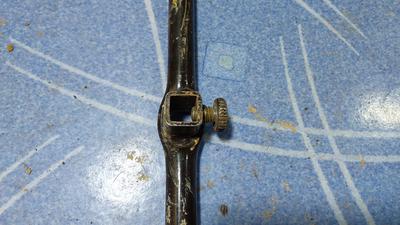 Домкрат в комплекте с ключом запасного колеса G8 TOYOTA Hilux 09111-0K161