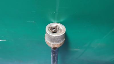 Домкрат в комплекте с ключом запасного колеса G8 TOYOTA Hilux 09111-0K161