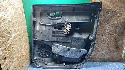 Обшивка двери задняя левая G7 TOYOTA Hilux 67640-0K180