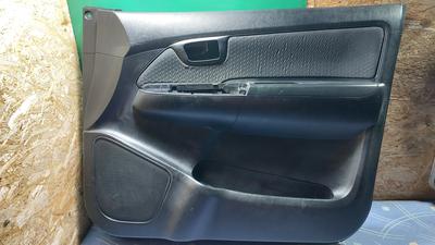 Обшивка двери передняя правая G7 TOYOTA Hilux 67610-0K010