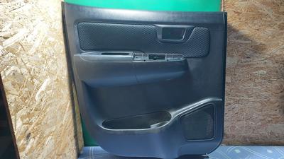 Обшивка двери задняя левая G7 TOYOTA Hilux 67640-0K180