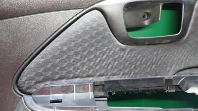 Обшивка двери передняя правая G7 TOYOTA Hilux 67610-0K010