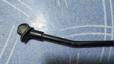 Держатель капота G8 TOYOTA Hilux 53440-0K010