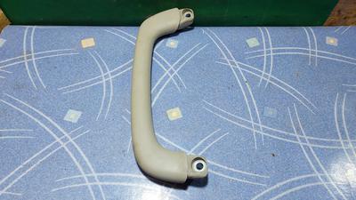 Ручка средней стойки левая G8 TOYOTA Hilux 74680-0K020-B0