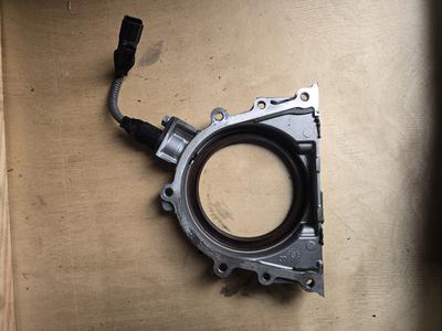 Крышка коленвала задняя 1GD-FTV TOYOTA Land Cruiser Prado 150 11381-11010