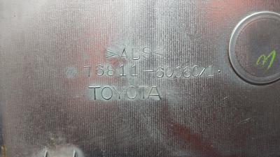 Накладка двери багажника под номерной знак LEXUS LX470 Прочие автомобили Прочие марки 76801-60060