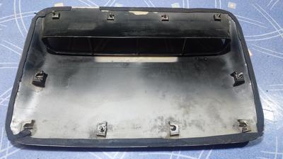 Воздухозаборник капота G7 TOYOTA Hilux 76181-0K904